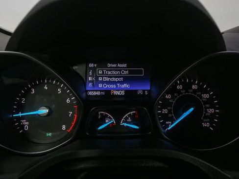 Used 2017 Ford Escape SE w/ Equipment Group 201A image 27