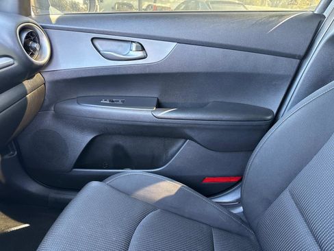 Used 2021 Kia Forte LXS image 15