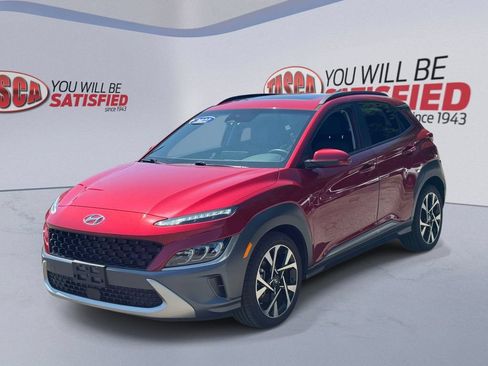 Used 2022 Hyundai Kona Limited AWD/4WD image 3