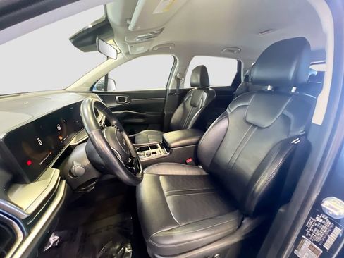 Used 2024 Kia Sorento S FWD image 20