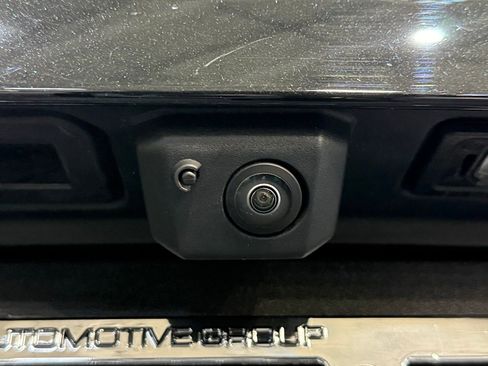 Used 2025 Porsche Cayenne Coupe image 27