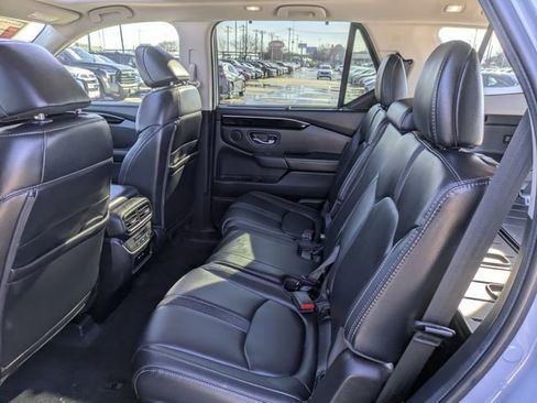 Used 2024 Honda Pilot Touring image 28