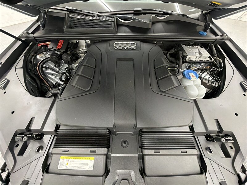 Used 2017 Audi Q7 3.0T Premium Plus AWD/4WD image 9