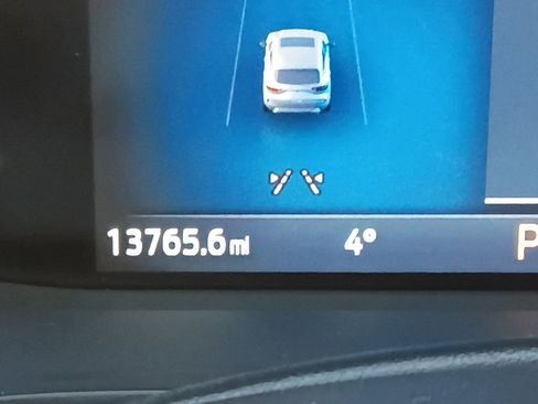 Used 2025 Ford Escape ST-Line image 2