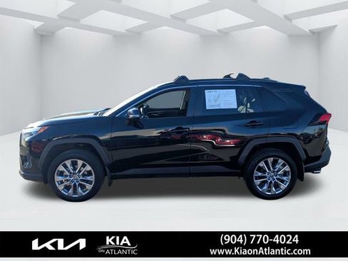 Used 2024 Toyota RAV4 XLE Premium image 6