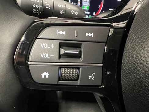 New 2025 Honda Pilot Touring image 17