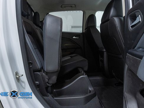 Used 2019 Chevrolet Colorado Z71 image 35