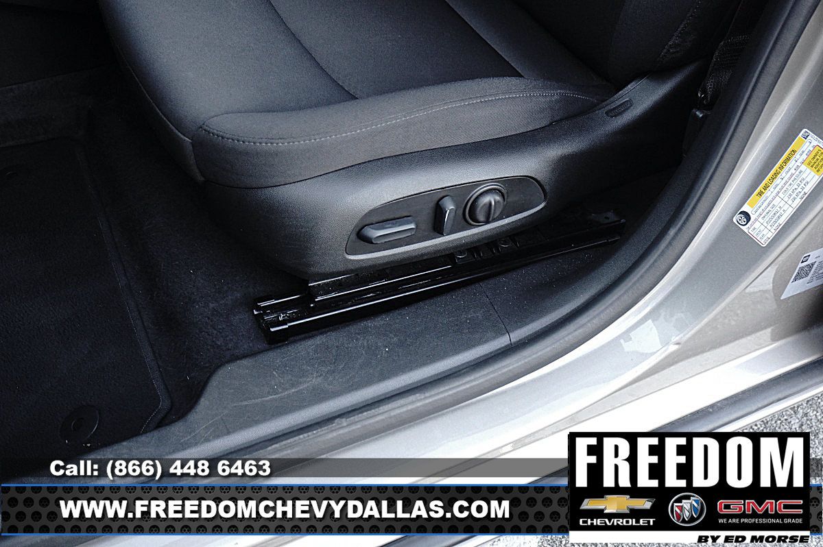 Certified 2025 Chevrolet Malibu LT FWD image 29