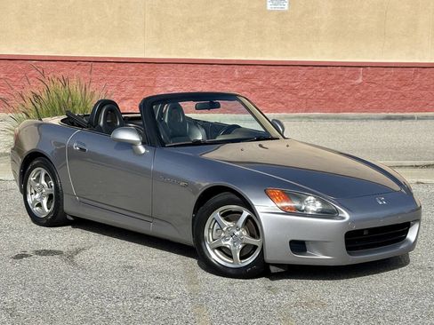 Used 2003 Honda S2000 Base 2dr Convertible image 1