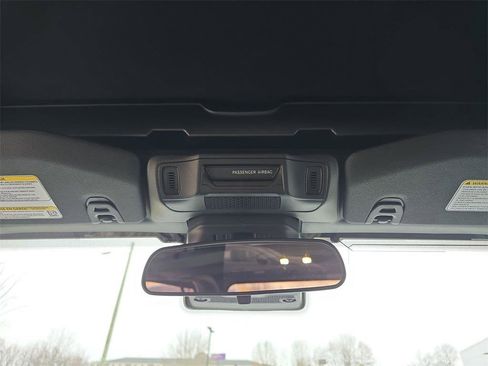 Used 2024 Jeep Wrangler Sport S image 21