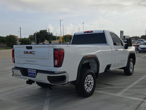 Used 2024 GMC Sierra 2500 SLE w/ SLE Convenience Package AWD/4WD image 3