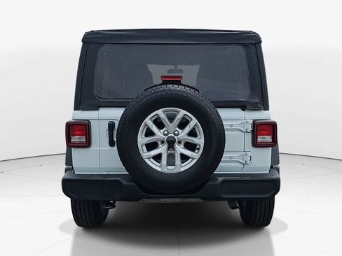 Used 2023 Jeep Wrangler Unlimited Sport AWD/4WD image 7
