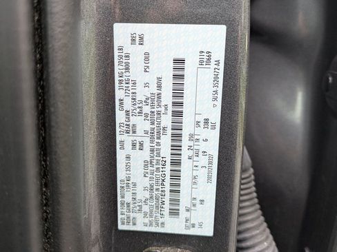 Used 2023 Ford F150 Lariat AWD/4WD image 15