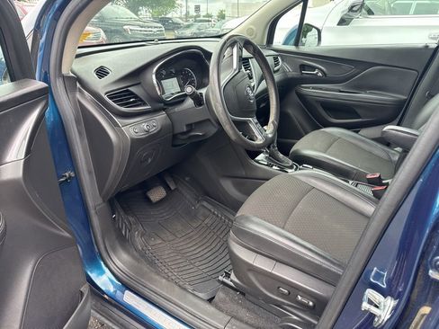 Certified 2020 Buick Encore Sport Touring w/ Safety Package FWD image 9