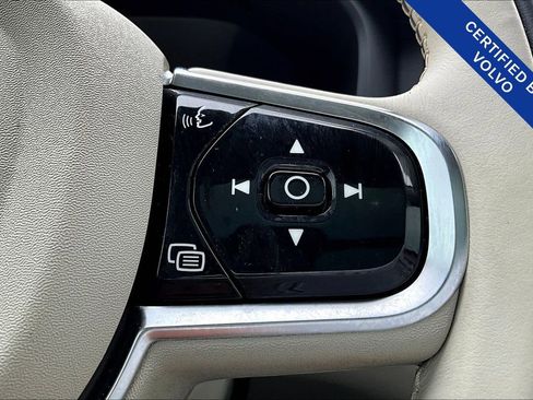 Used 2024 Volvo XC60 T8 Plus w/ Protection Package Premier image 28