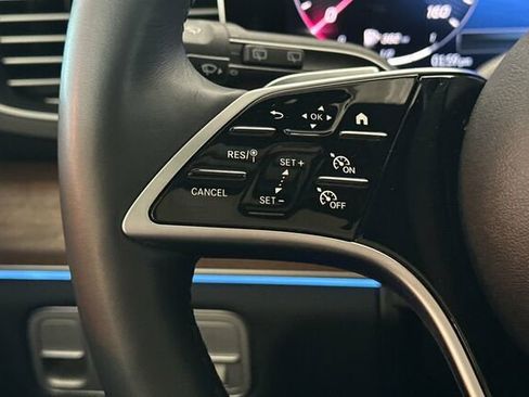 Certified 2025 Mercedes-Benz GLE 350 GLE 350 image 30