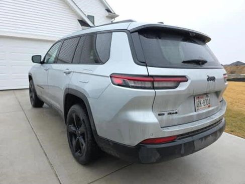 Used 2023 Jeep Grand Cherokee L Limited w/ Luxury Tech Group II image 5