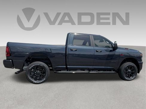New 2026 RAM 2500 Big Horn AWD/4WD image 7