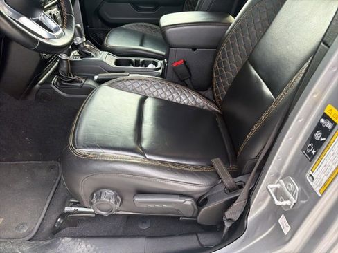 Used 2021 Jeep Wrangler Unlimited Sahara image 11