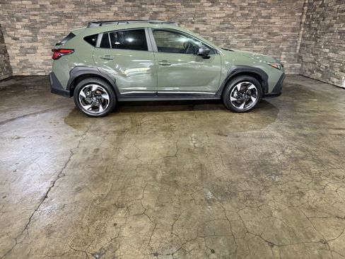 Used 2024 Subaru Crosstrek 2.5i Limited w/ Crosstrek Mirror Package image 10