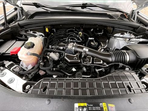 Used 2023 Jeep Grand Cherokee Limited image 9