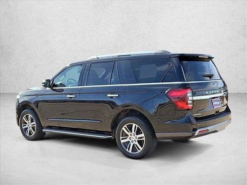 Used 2023 Ford Expedition Limited image 8