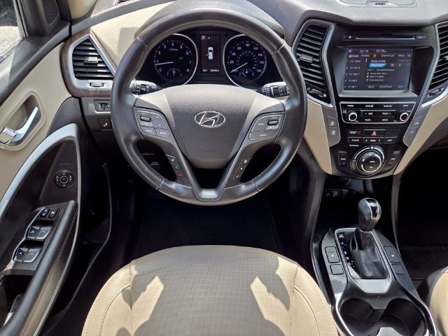 Used 2018 Hyundai Santa Fe Sport FWD image 17