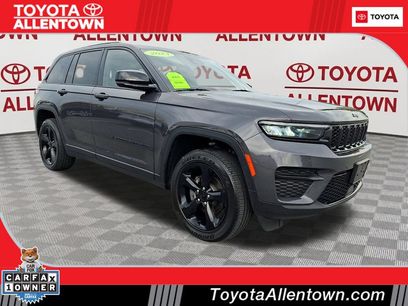 Used 2023 Jeep Grand Cherokee Altitude