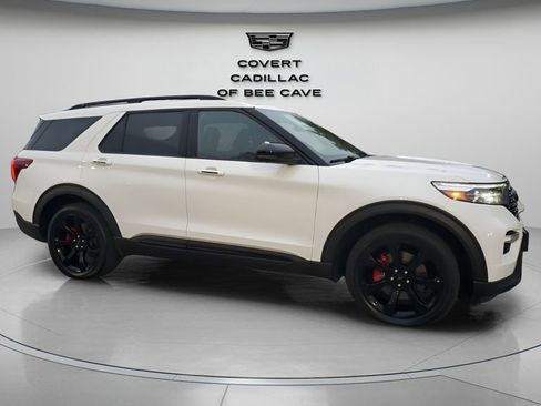 Used 2020 Ford Explorer ST w/ ST Street Pack image 12