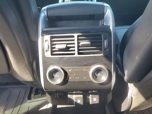 Used 2019 Land Rover Range Rover Sport HST image 16