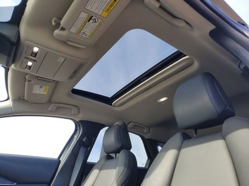 Used 2025 MAZDA CX-30 AWD 2.5 S w/ Preferred Package image 6