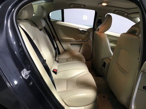 Used 2015 Volvo S60 T5 Premier image 17