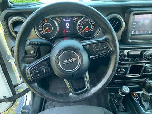 Used 2023 Jeep Wrangler Sport image 13
