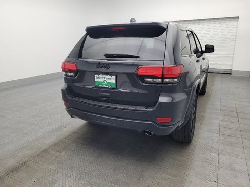 Used 2018 Jeep Grand Cherokee Altitude image 7