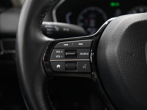 Used 2024 Honda Civic EX-L image 25