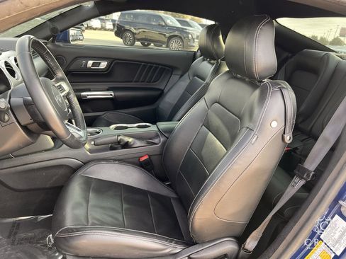 Used 2022 Ford Mustang Premium image 22