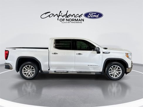 Used 2022 GMC Sierra 1500 SLT image 10