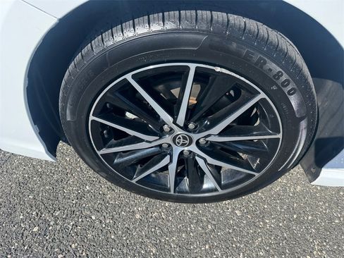 Used 2024 Toyota Camry SE image 16