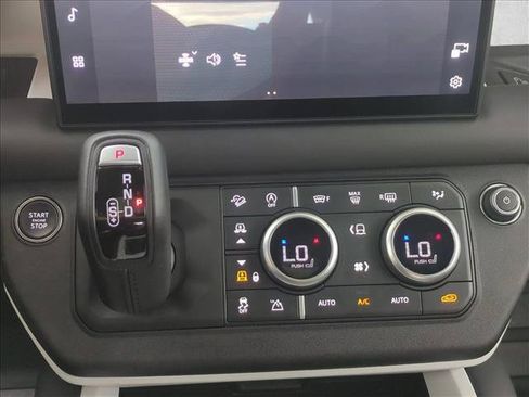 Certified 2025 Land Rover Defender 130 X-Dynamic SE AWD/4WD image 12