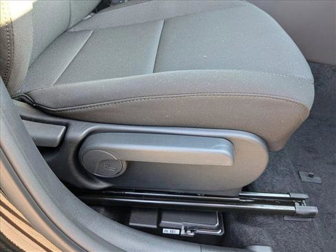 Used 2025 Hyundai Kona SEL AWD/4WD image 21