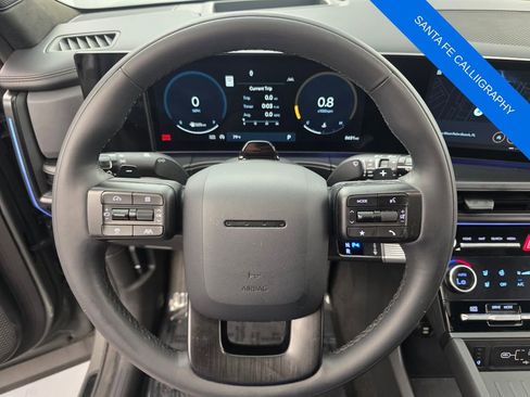 Used 2025 Hyundai Santa Fe Calligraphy FWD image 18