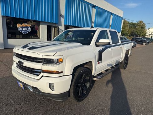 Used 2017 Chevrolet Silverado 1500 LT w/ Rally 2 Edition image 2