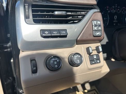 Used 2020 Chevrolet Tahoe Premier w/ 6.2L Performance Package AWD/4WD image 14