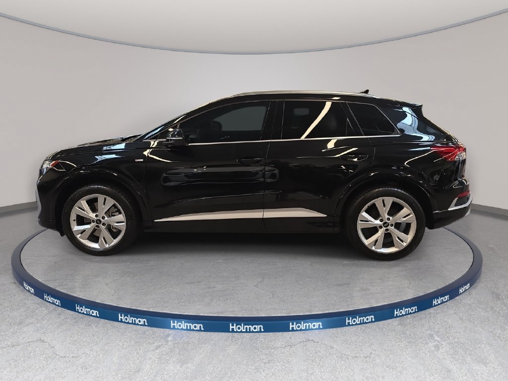 Certified 2023 Audi Q4 e-tron Premium Plus w/ Premium Plus AWD/4WD image 8