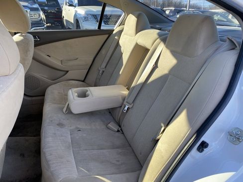 Used 2011 Nissan Altima 2.5 S w/ Special Edition Pkg image 24