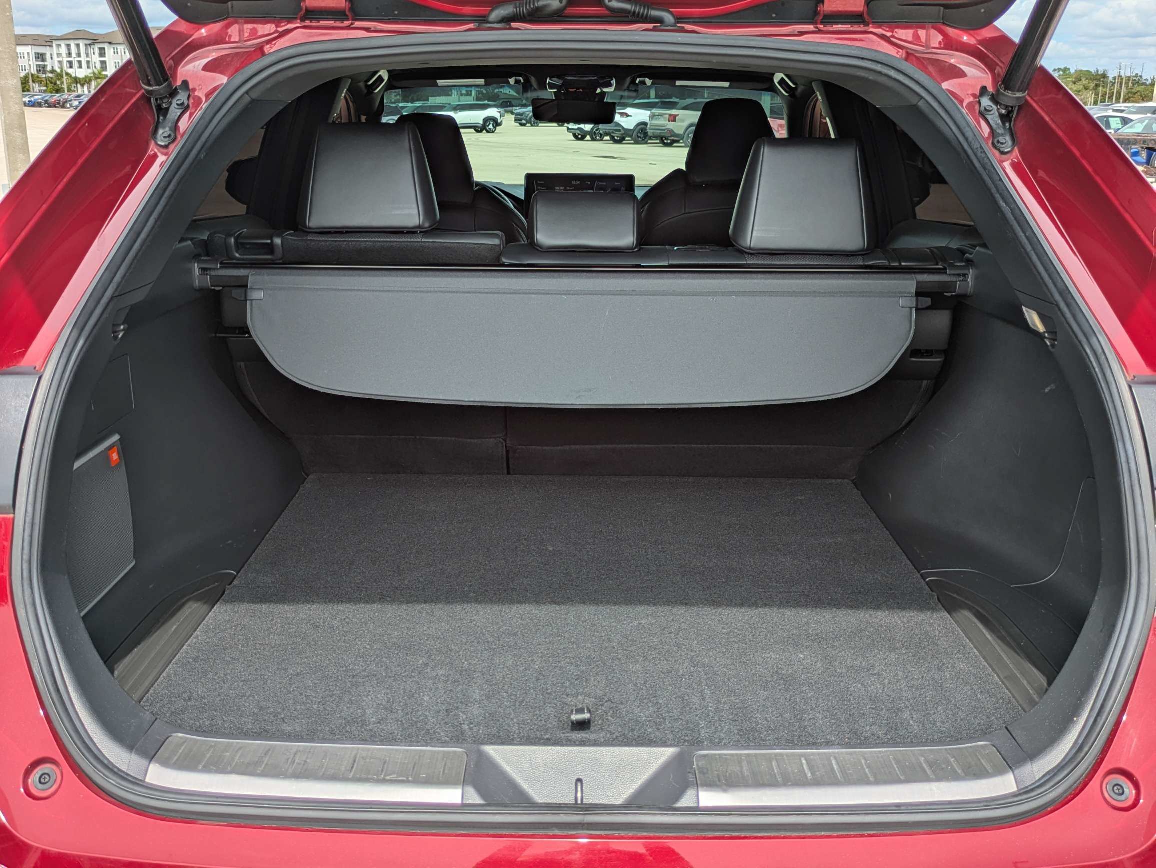 Used 2021 Toyota Venza Limited AWD/4WD image 13