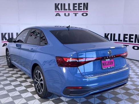 New 2025 Volkswagen Jetta SE image 5