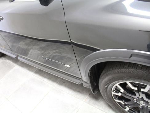 Used 2019 Nissan Pathfinder SL image 42