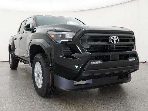 New 2026 Toyota Tacoma SR5 AWD/4WD image 12