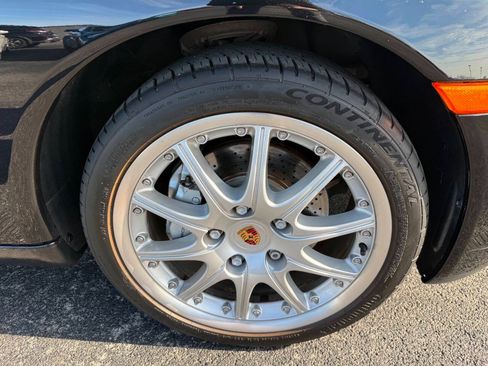 Used 2000 Porsche 911 Carrera 4 image 28